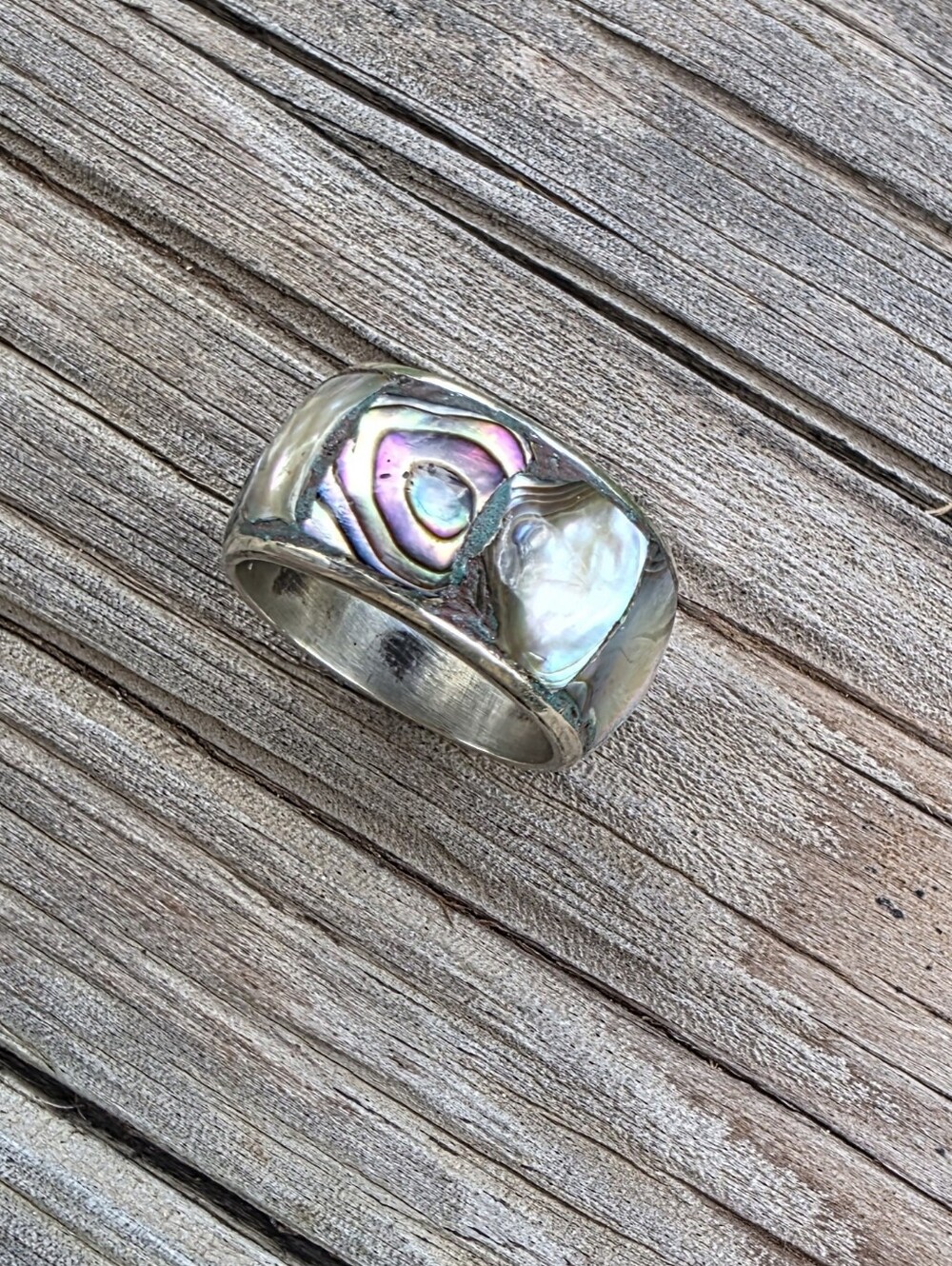 Vintage 60s Era Alapaca & Abalone Handcrafted Native Made In Mexico Ring 7.5